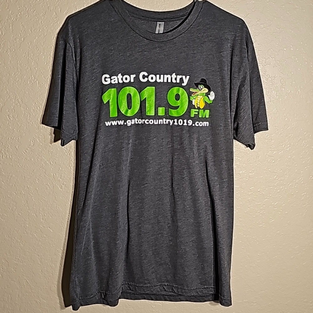 Gator Country 101.9FM T-Shirt Large